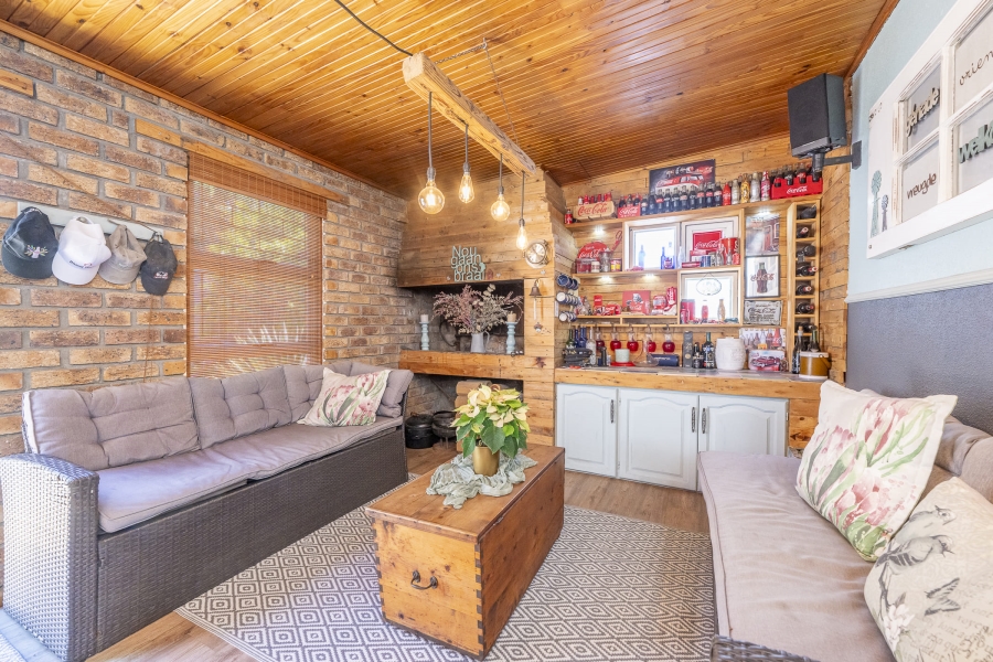 3 Bedroom Property for Sale in Protea Heights Western Cape